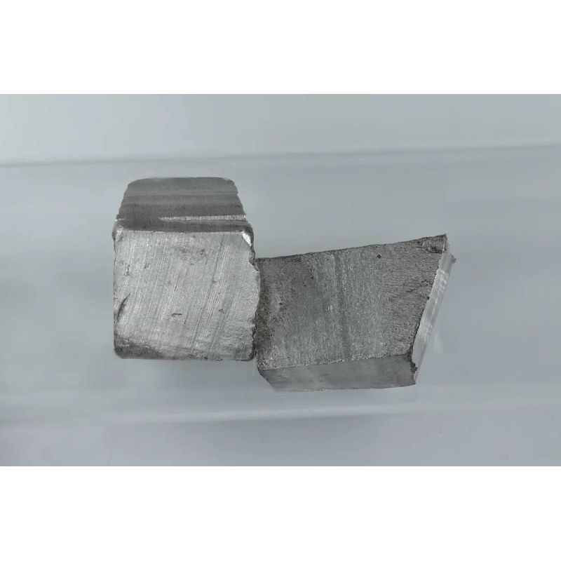 Lithium Vysoce čisté 99,9 % kovový prvek Li 3 5 pruhů 5 g–5 kg